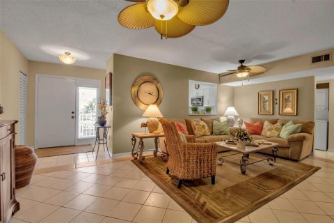 Condominio en venta en Bradenton, Florida, 2 dormitorios, 111.76 m2 № 1509327 - foto 19