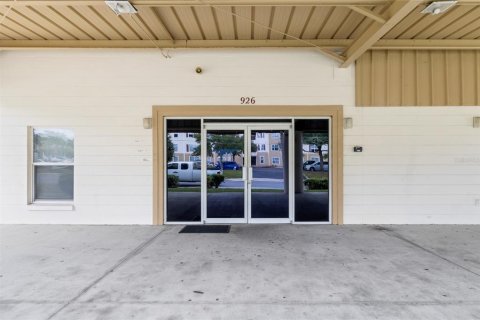 Propiedad comercial en alquiler en Lakeland, Florida, 1170.57 m2 № 1435601 - foto 5