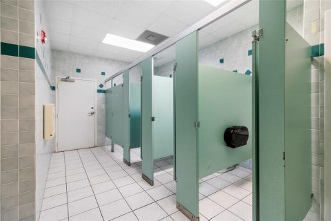 Propiedad comercial en alquiler en Lakeland, Florida, 1170.57 m2 № 1435601 - foto 19