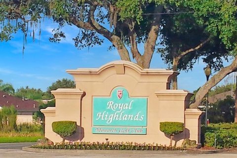 House in Leesburg, Florida 3 bedrooms, 143.16 sq.m. № 1885438 - photo 20