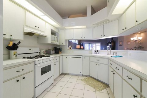 House in Leesburg, Florida 3 bedrooms, 143.16 sq.m. № 1885438 - photo 7