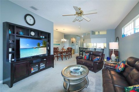 House in Leesburg, Florida 3 bedrooms, 143.16 sq.m. № 1885438 - photo 5