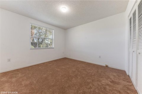 House in Margate, Florida 3 bedrooms, 192.68 sq.m. № 2252838 - photo 8