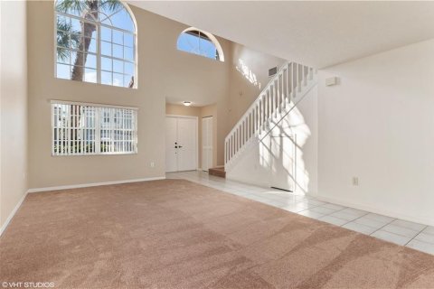 House in Margate, Florida 3 bedrooms, 192.68 sq.m. № 2252838 - photo 2