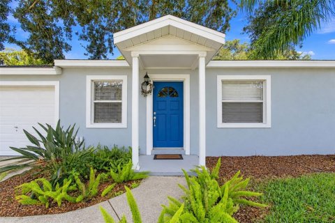 Villa ou maison à Tampa, Floride 3 chambres, 134.24 m2 № 2424197