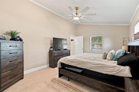 Villa ou maison à louer à Tampa, Floride: 3 chambres, 134.24 m2 № 2424197 - photo 12