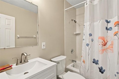 Villa ou maison à louer à Tampa, Floride: 3 chambres, 134.24 m2 № 2424197 - photo 16
