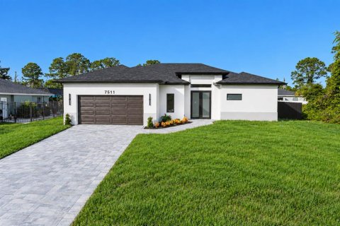 House in North Port, Florida 3 bedrooms, 161.74 sq.m. № 2368675