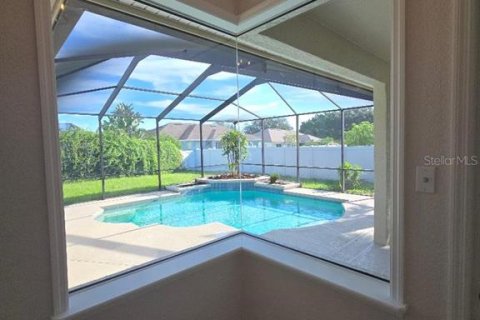 House in Winter Haven, Florida 4 bedrooms, 220.55 sq.m. № 1902536 - photo 11