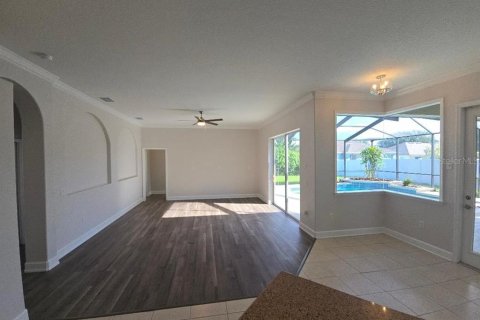 House in Winter Haven, Florida 4 bedrooms, 220.55 sq.m. № 1902536 - photo 20