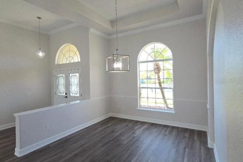 House in Winter Haven, Florida 4 bedrooms, 220.55 sq.m. № 1902536 - photo 14