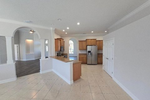 House in Winter Haven, Florida 4 bedrooms, 220.55 sq.m. № 1902536 - photo 12