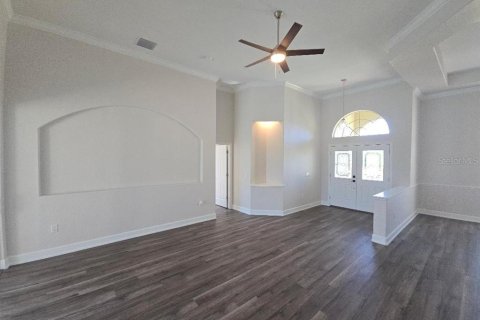 House in Winter Haven, Florida 4 bedrooms, 220.55 sq.m. № 1902536 - photo 7