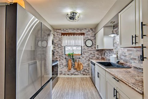 Villa ou maison à vendre à High Springs, Floride: 3 chambres, 110.27 m2 № 2141874 - photo 7