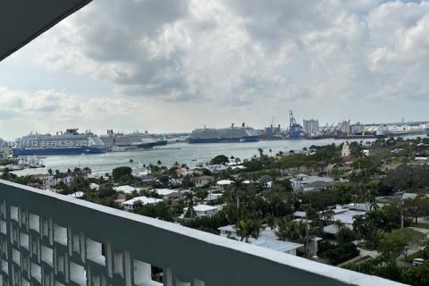 Купить кондоминиум в Форт-Лодердейл, Флорида 1 спальня, 69.68м2, № 2053371 - фото 17
