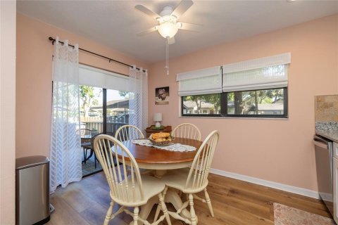 House in Oldsmar, Florida 2 bedrooms, 139.54 sq.m. № 1718762 - photo 12