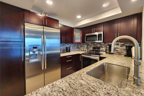 Copropriété à vendre à Hollywood, Floride: 2 chambres, 107.77 m2 № 1989069 - photo 7