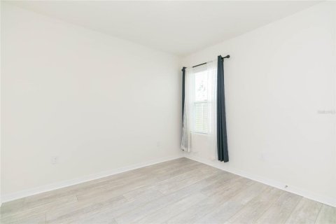 House in Wesley Chapel, Florida 3 bedrooms, 143.63 sq.m. № 2207602 - photo 14