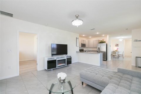 House in Wesley Chapel, Florida 3 bedrooms, 143.63 sq.m. № 2207602 - photo 23