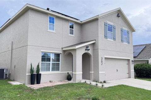 House in Davenport, Florida 4 bedrooms, 234.67 sq.m. № 2280534