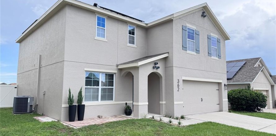 Casa en Davenport, Florida 4 dormitorios, 234.67 m2 № 2280534