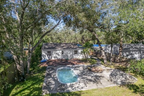 Villa ou maison à louer à Tampa, Floride: 2 chambres, 91.42 m2 № 2396024 - photo 18