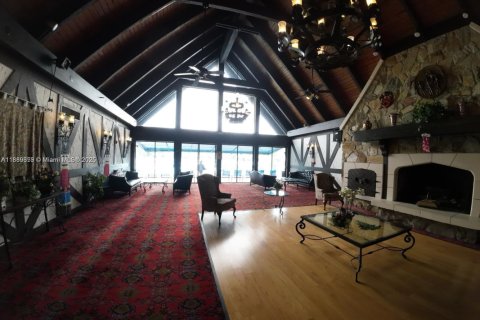 Снять в аренду кондоминиум в Лодерхилл, Флорида 1 спальня, 74.32м2, № 1941375 - фото 5