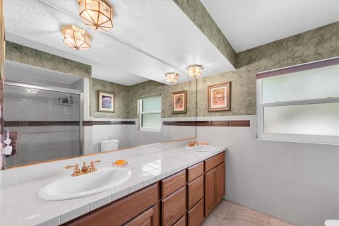 Villa ou maison à vendre à Dunedin, Floride: 5 chambres, 314.38 m2 № 2138187 - photo 30
