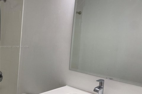 Casa en alquiler en Cooper City, Florida, 4 dormitorios, 189.24 m2 № 2006452 - foto 18