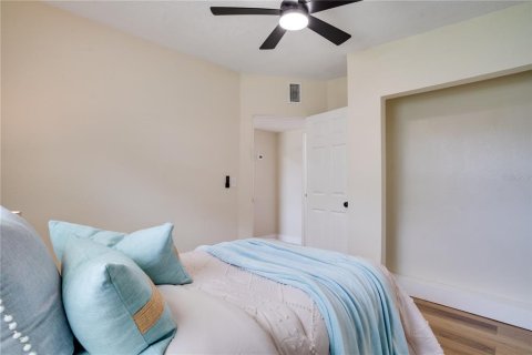 Casa en venta en Saint Petersburg, Florida, 3 dormitorios, 120.03 m2 № 1901965 - foto 21