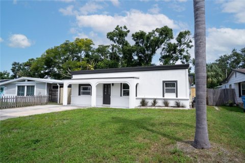 Casa en venta en Saint Petersburg, Florida, 3 dormitorios, 120.03 m2 № 1901965 - foto 2