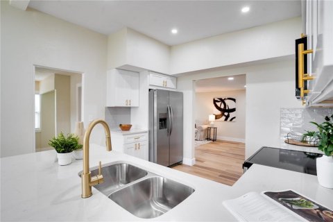 Casa en venta en Saint Petersburg, Florida, 3 dormitorios, 120.03 m2 № 1901965 - foto 8
