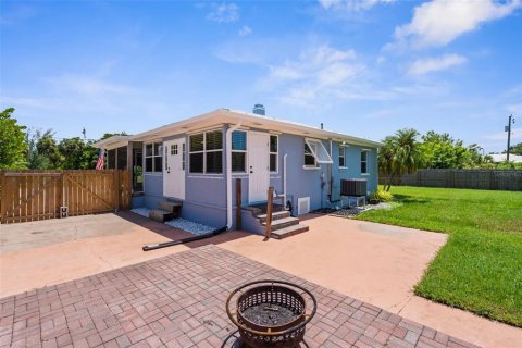 House in Punta Gorda, Florida 2 bedrooms, 88.26 sq.m. № 1901307 - photo 26