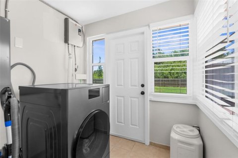 House in Punta Gorda, Florida 2 bedrooms, 88.26 sq.m. № 1901307 - photo 15