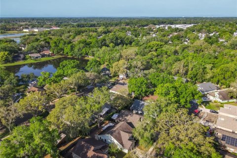 House in Apopka, Florida 3 bedrooms, 130.25 sq.m. № 1631985 - photo 3