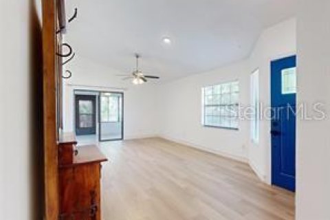 Villa ou maison à louer à Port Orange, Floride: 3 chambres, 103.68 m2 № 2390808 - photo 3