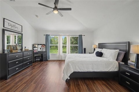 House in Land O' Lakes, Florida 5 bedrooms, 219.9 sq.m. № 2324173 - photo 23