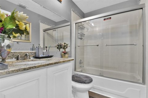 Copropriété à vendre à North Lauderdale, Floride: 3 chambres, 112.88 m2 № 1996599 - photo 30