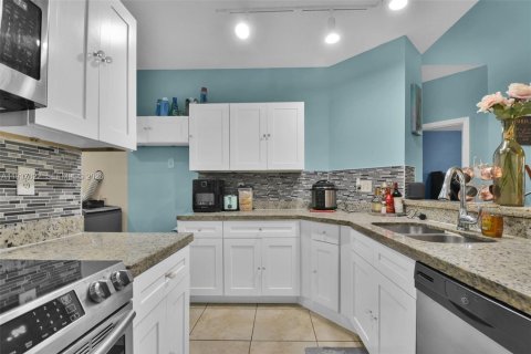 Copropriété à vendre à North Lauderdale, Floride: 3 chambres, 112.88 m2 № 1996599 - photo 19