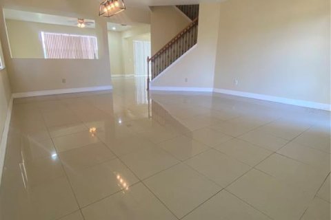 Casa en alquiler en Winter Garden, Florida, 4 dormitorios, 263.29 m2 № 1904931 - foto 7