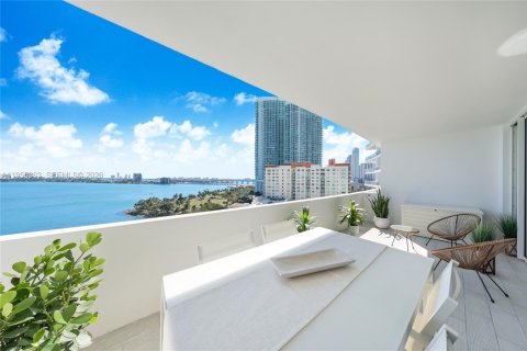 Condominio en venta en Miami, Florida, 2 dormitorios, 106.56 m2 № 2022213 - foto 12