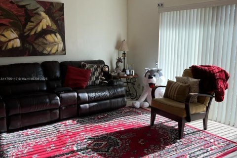 Condo in Coral Springs, Florida, 2 bedrooms  № 1959530 - photo 9