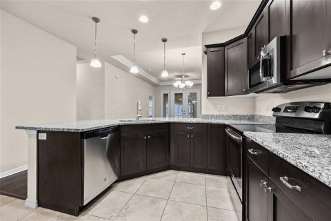 Adosado en venta en Newberry, Florida, 2 dormitorios, 110 m2 № 1537502 - foto 3