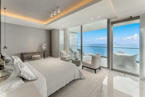 Copropriété à vendre à Bal Harbour, Floride: 3 chambres, 303.23 m2 № 2147199 - photo 16