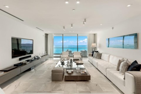 Condo à Bal Harbour, Floride, 3 chambres  № 2147199