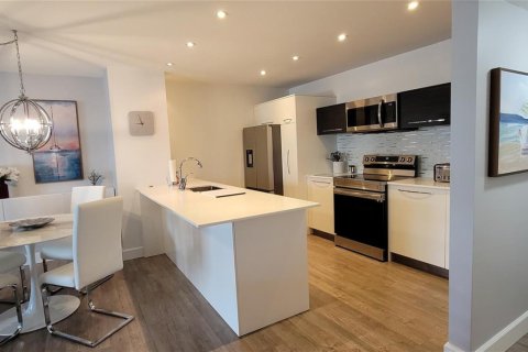Condo in Lauderhill, Florida, 1 bedroom  № 2182417