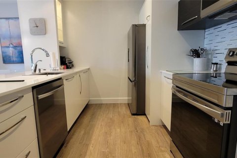 Condominio en venta en Lauderhill, Florida, 1 dormitorio, 88.63 m2 № 2182417 - foto 7
