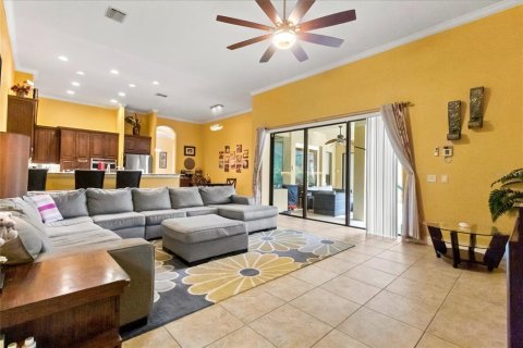 Villa ou maison à louer à Land O' Lakes, Floride: 4 chambres, 355.91 m2 № 2412617 - photo 16