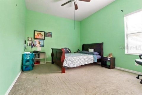 Villa ou maison à louer à Land O' Lakes, Floride: 4 chambres, 355.91 m2 № 2412617 - photo 24