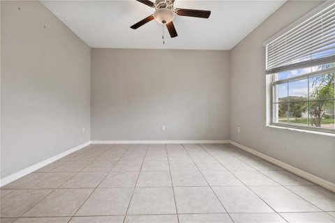 Villa ou maison à vendre à Ruskin, Floride: 4 chambres, 244.8 m2 № 2280246 - photo 4
